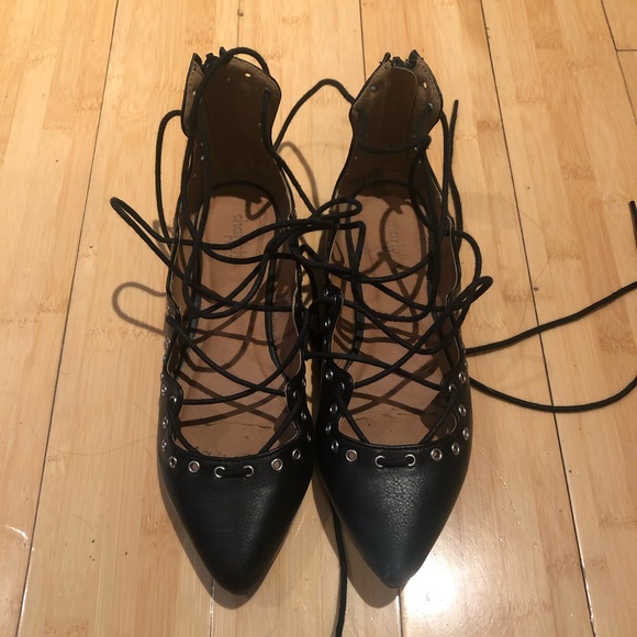Charlotte Russe Black Lace Up Flats Size 6 - Picture 1 of 6